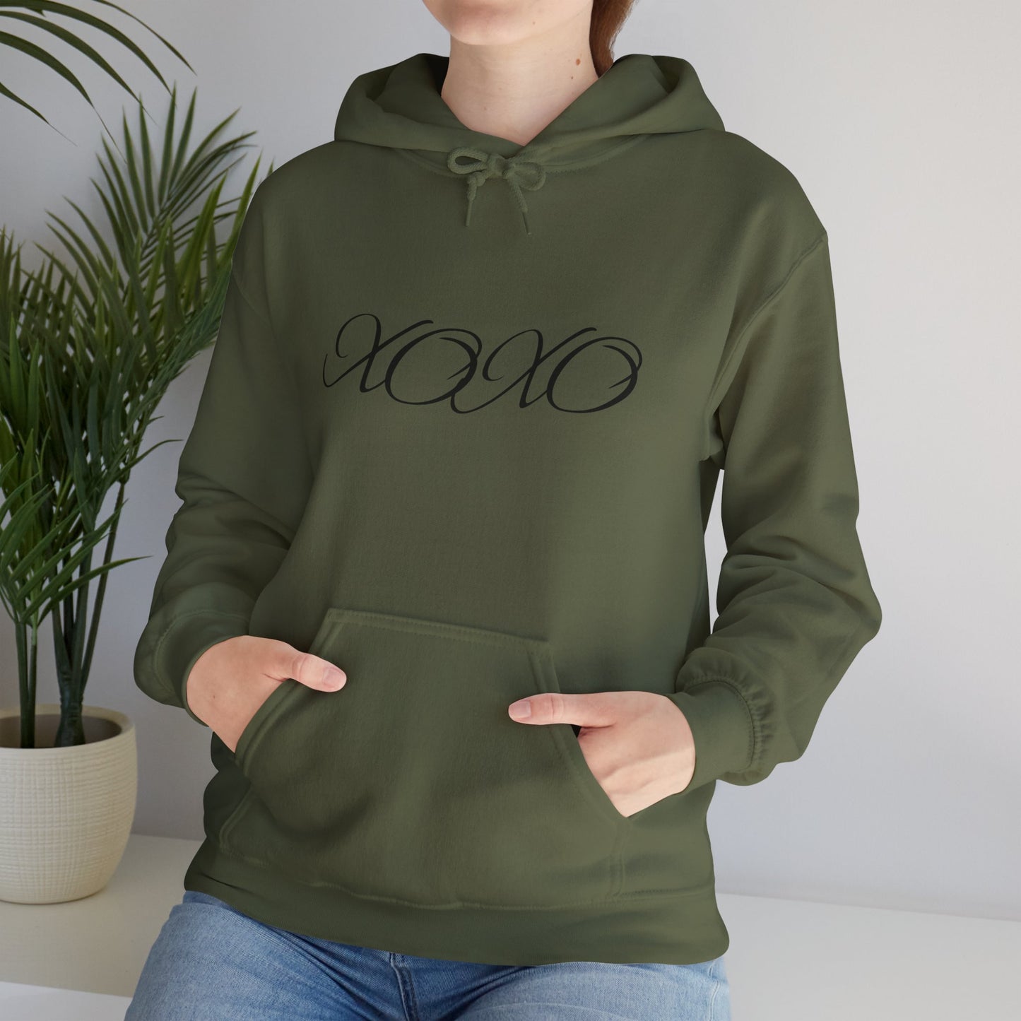 Valentine: XOXO - Unisex Heavy Blend™ Hooded Sweatshirt
