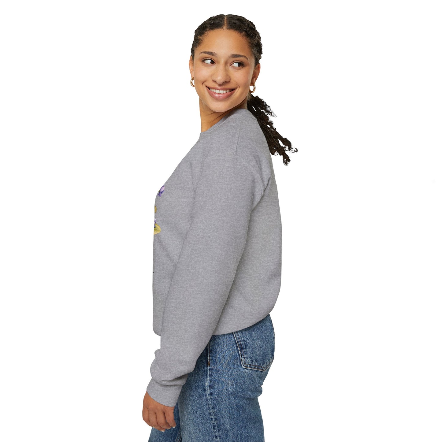 February Birth Flowers (Violet) - Unisex Heavy Blend™ Crewneck Sweatshirt