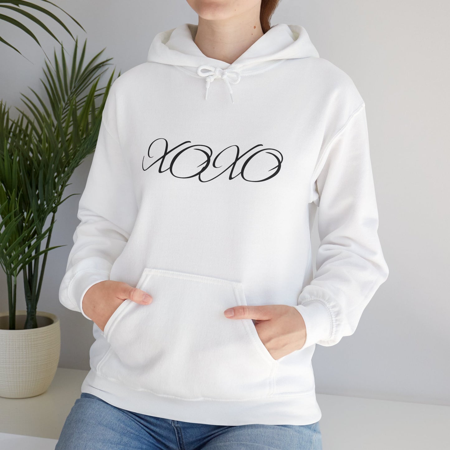 Valentine: XOXO - Unisex Heavy Blend™ Hooded Sweatshirt