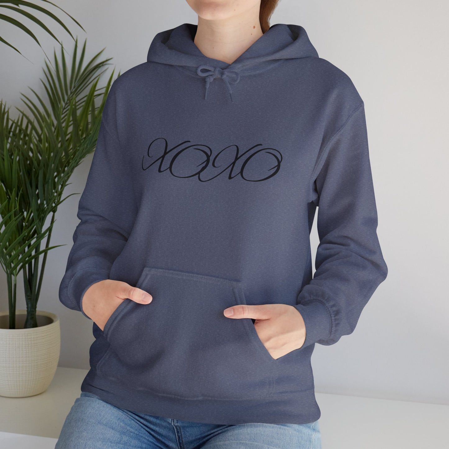 Valentine: XOXO - Unisex Heavy Blend™ Hooded Sweatshirt