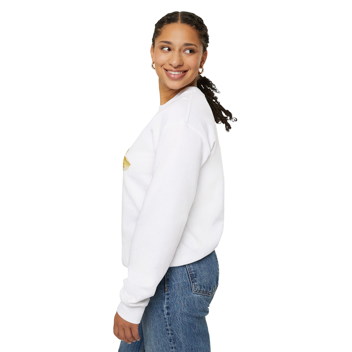 March Birth Flower (Daffodil) - Unisex Heavy Blend™ Crewneck Sweatshirt