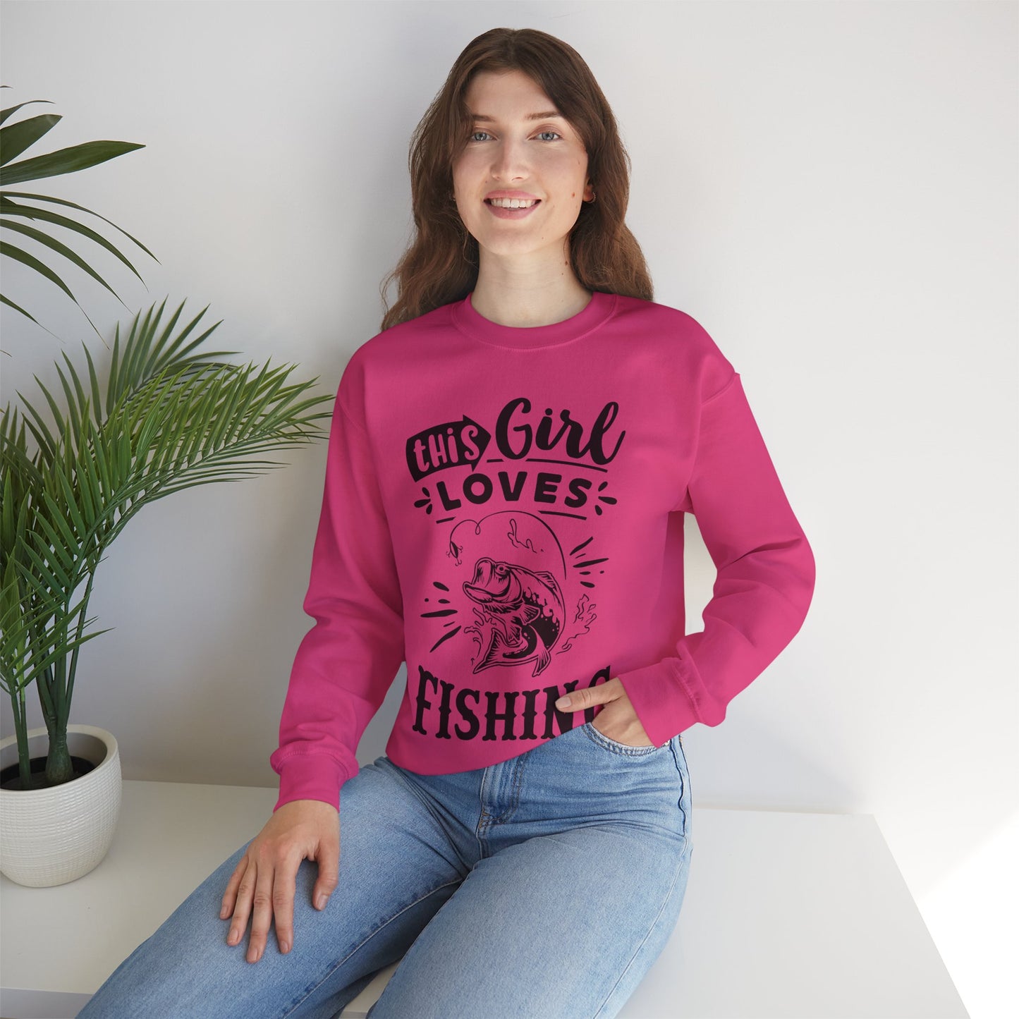 This girl loves fishing - Unisex Heavy Blend™ Crewneck Sweatshirt