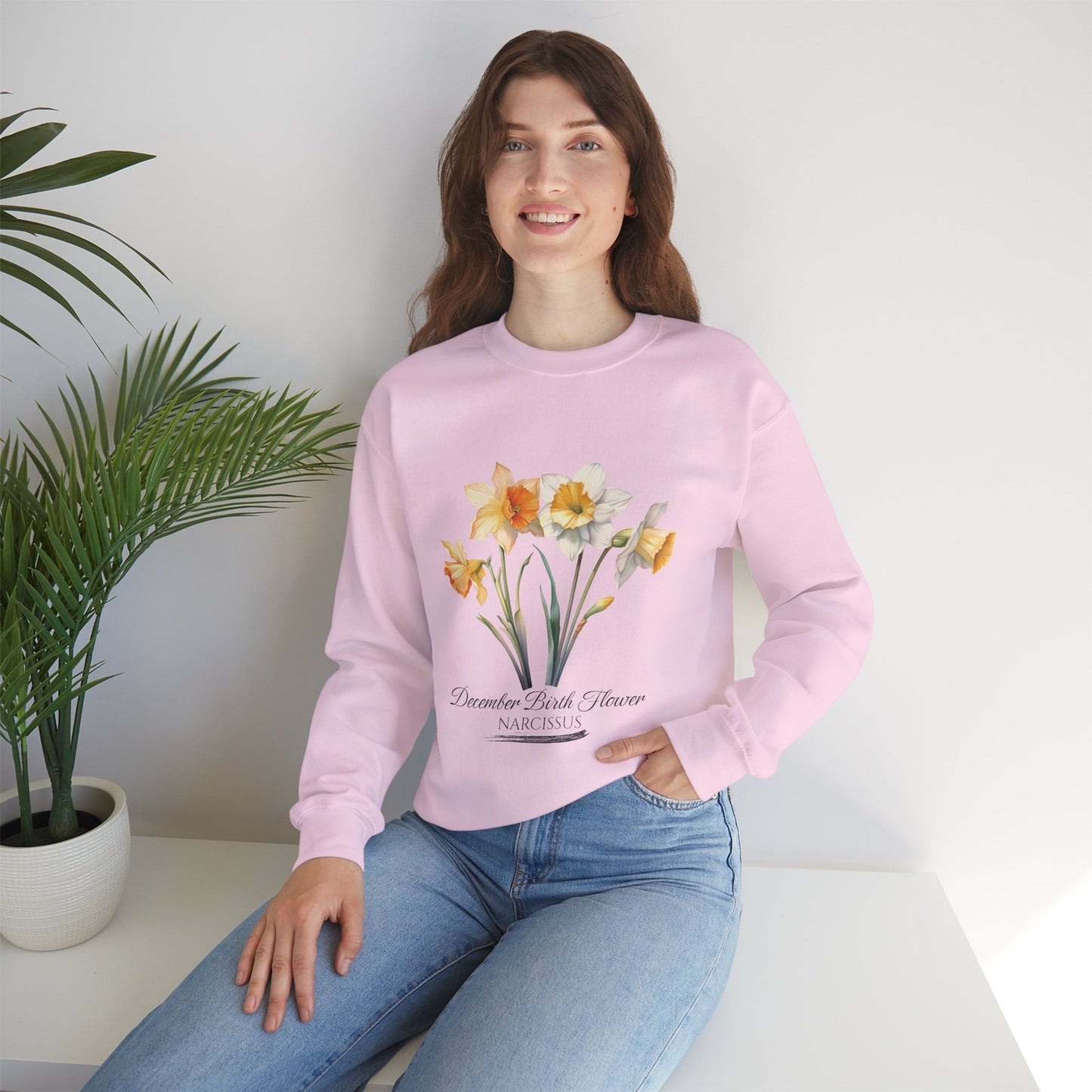 December Birth Flower (Narcisus) - Unisex Heavy Blend™ Crewneck Sweatshirt