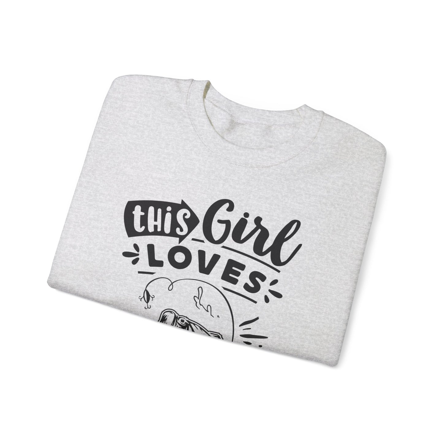 This girl loves fishing - Unisex Heavy Blend™ Crewneck Sweatshirt