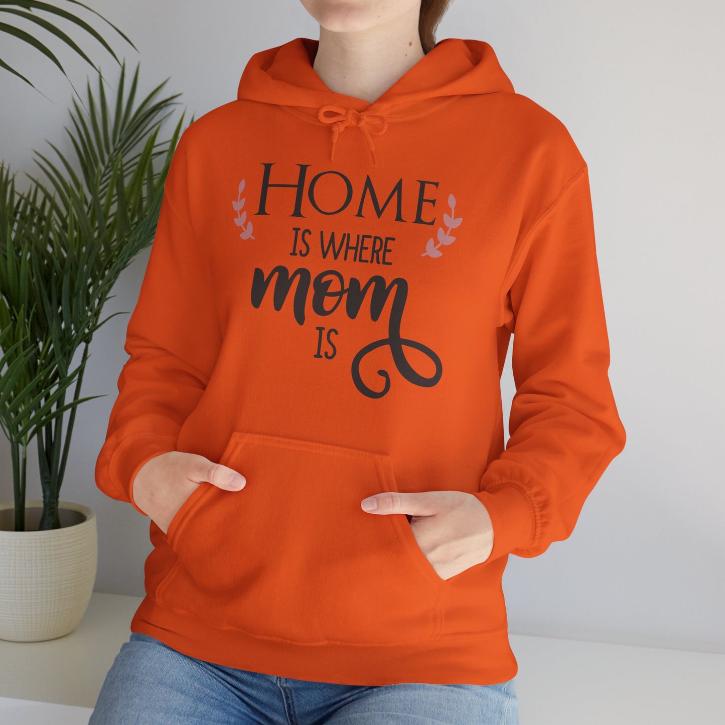Home is where mom is - Unisex Heavy Blend™ Hooded Sweatshirt