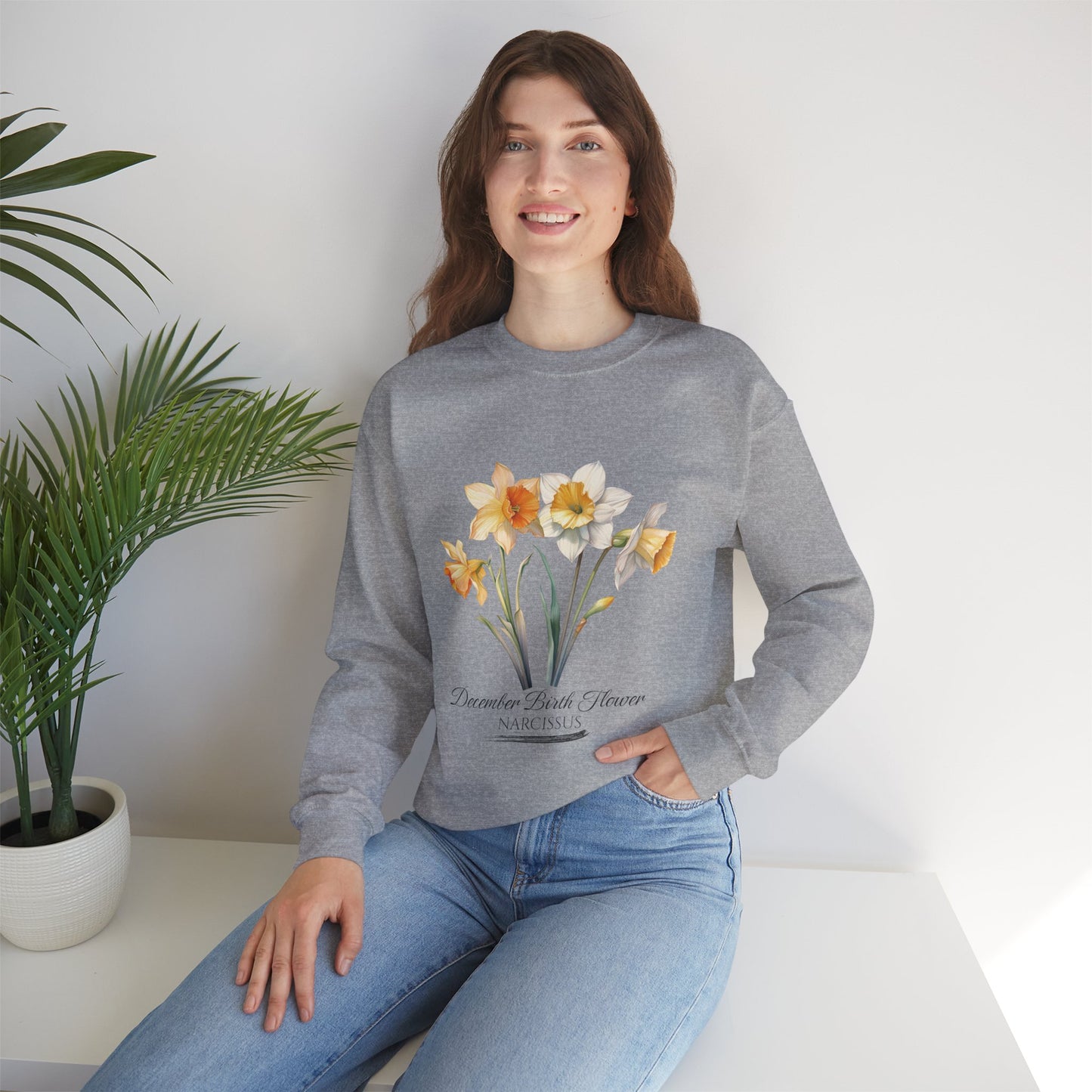 December Birth Flower (Narcisus) - Unisex Heavy Blend™ Crewneck Sweatshirt