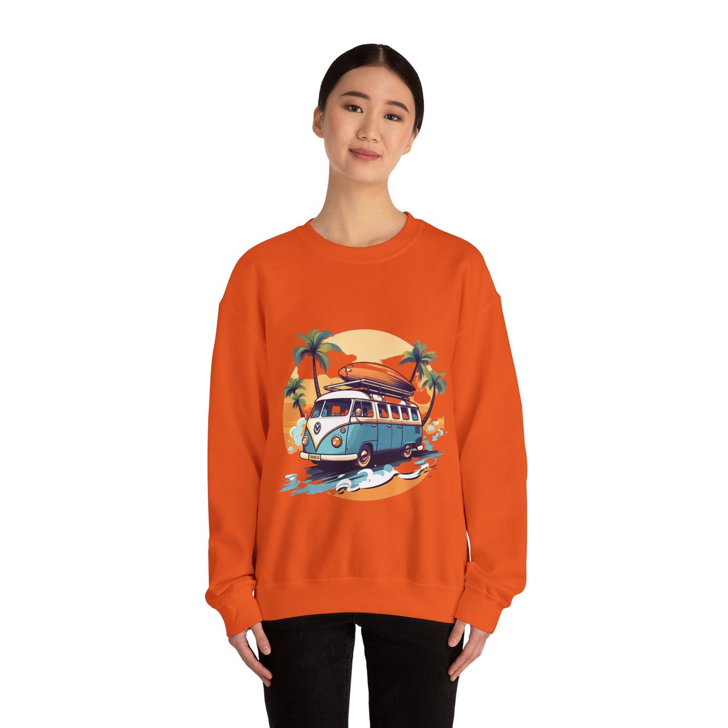 Retro Surf Van - Unisex Heavy Blend™ Crewneck Sweatshirt