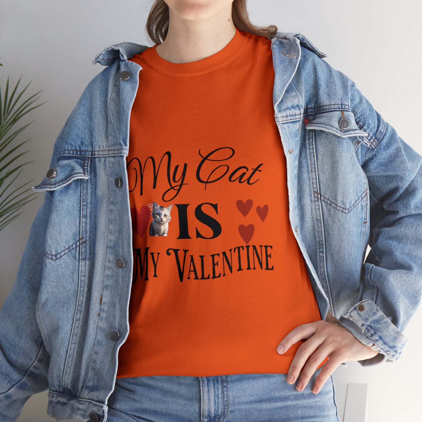 My cat is my valentine - Unisex Heavy Cotton Tee