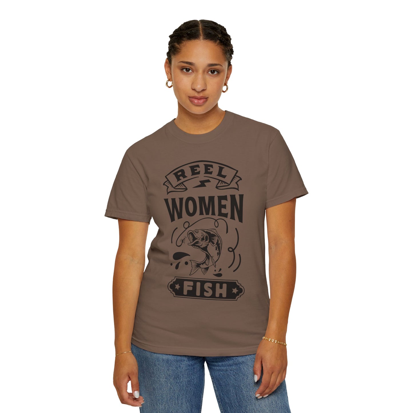 Reel women fish: Unisex Garment-Dyed T-shirt