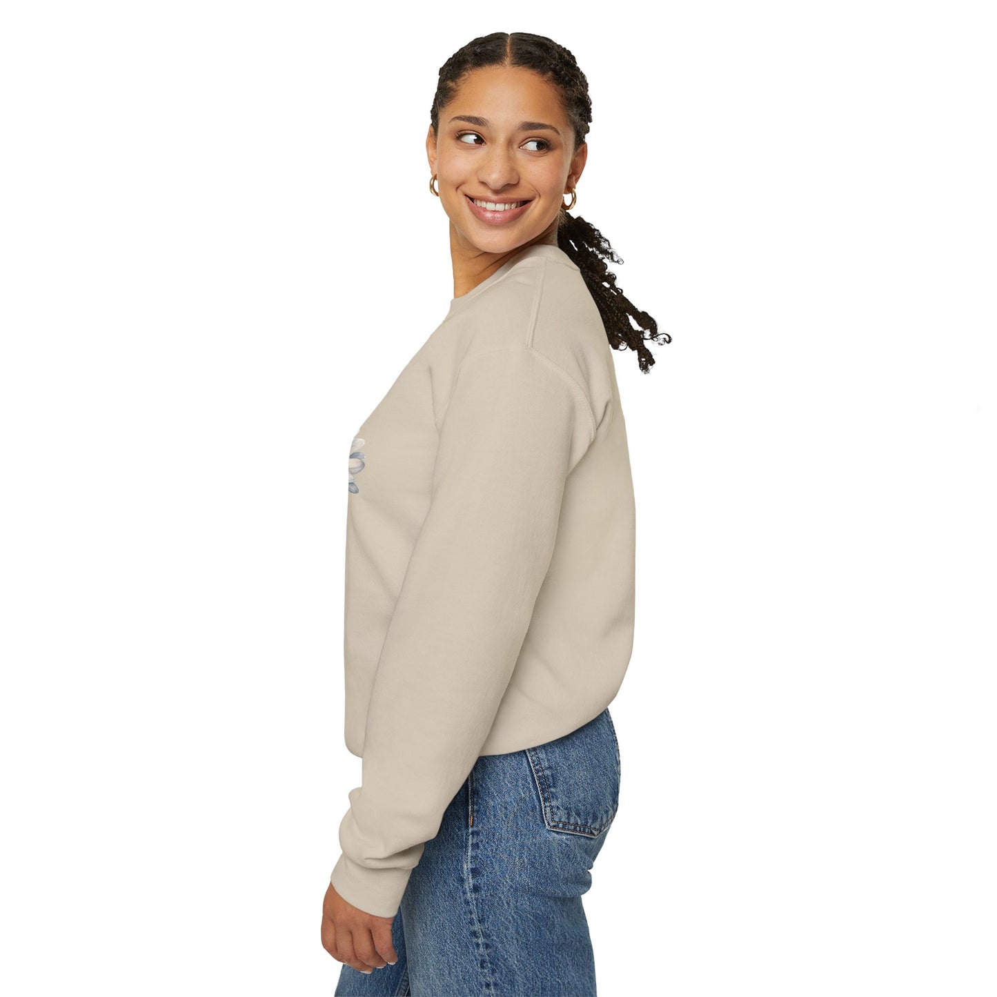 April Birth Flower (Daisy) - Unisex Heavy Blend™ Crewneck Sweatshirt