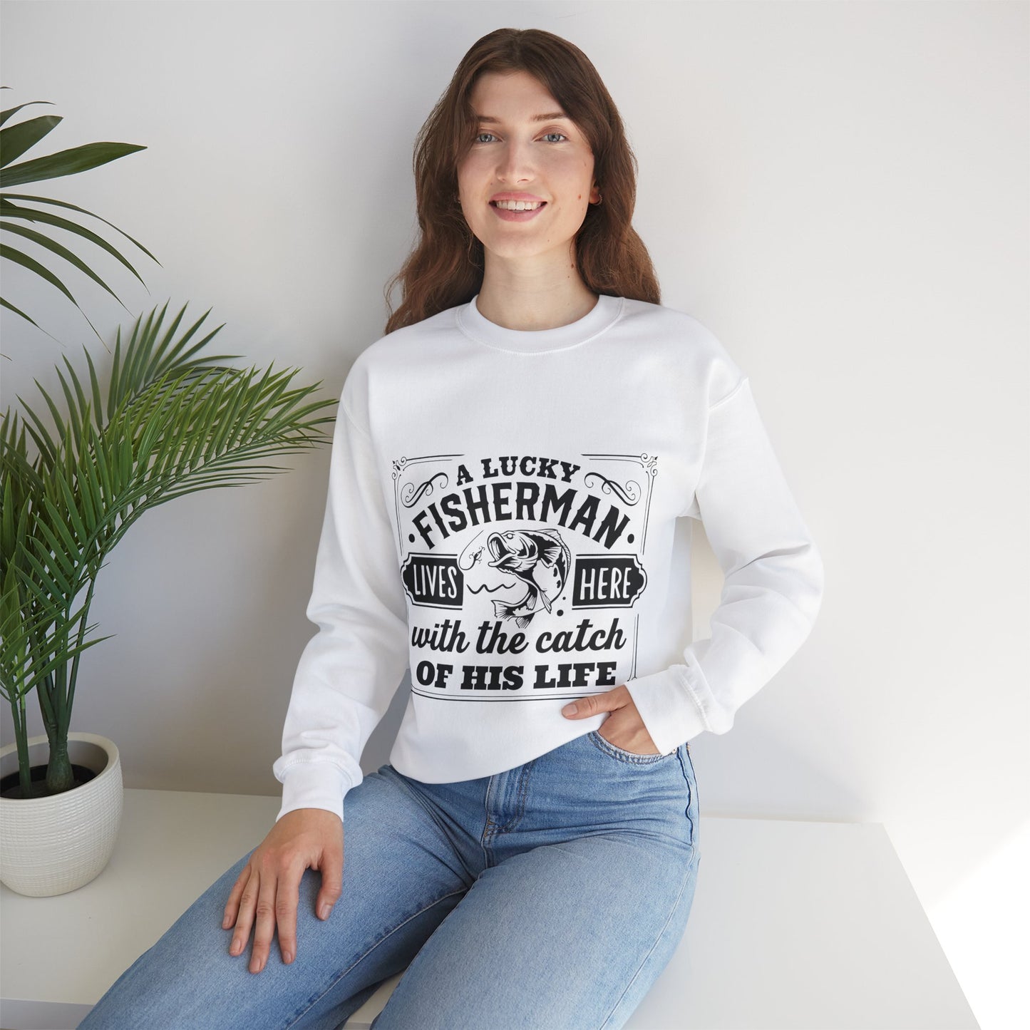 Lucky fisherman lives here - Unisex Heavy Blend™ Crewneck Sweatshirt