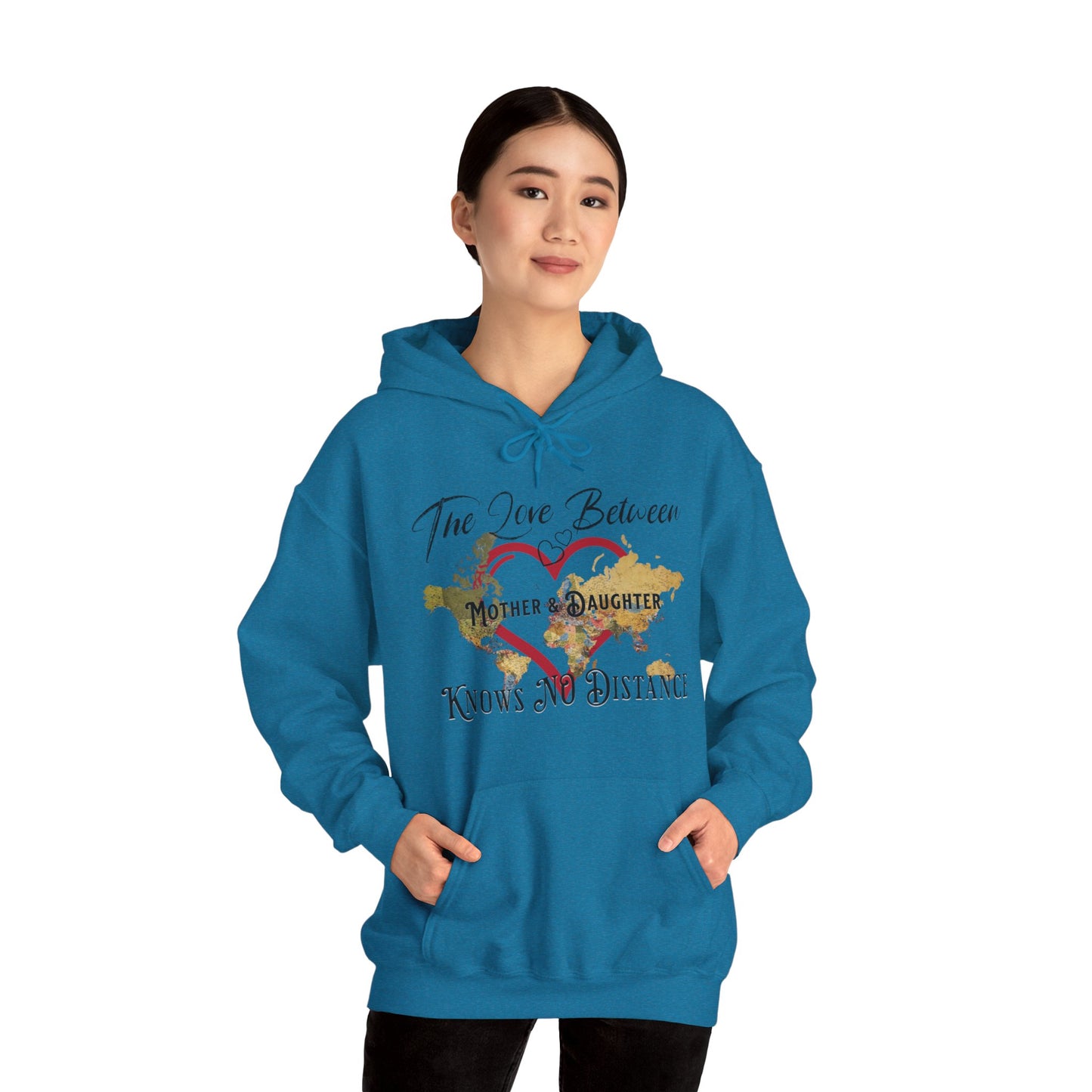 The love between mother and daughter knows no distance - Unisex Heavy Blend™ Hooded Sweatshirt