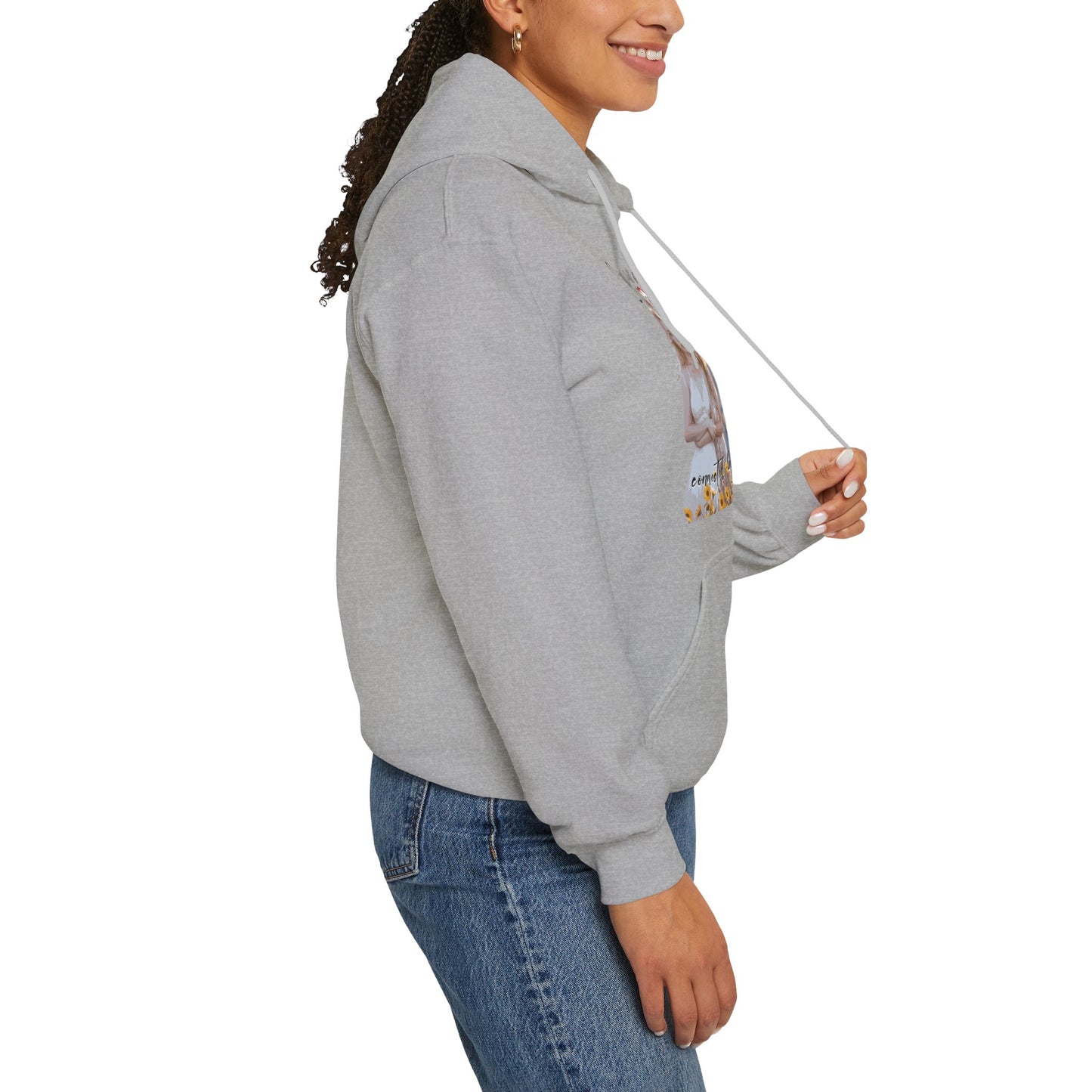 Sisters will always be connected by hearts - Unisex Heavy Blend™ Hooded Sweatshirt