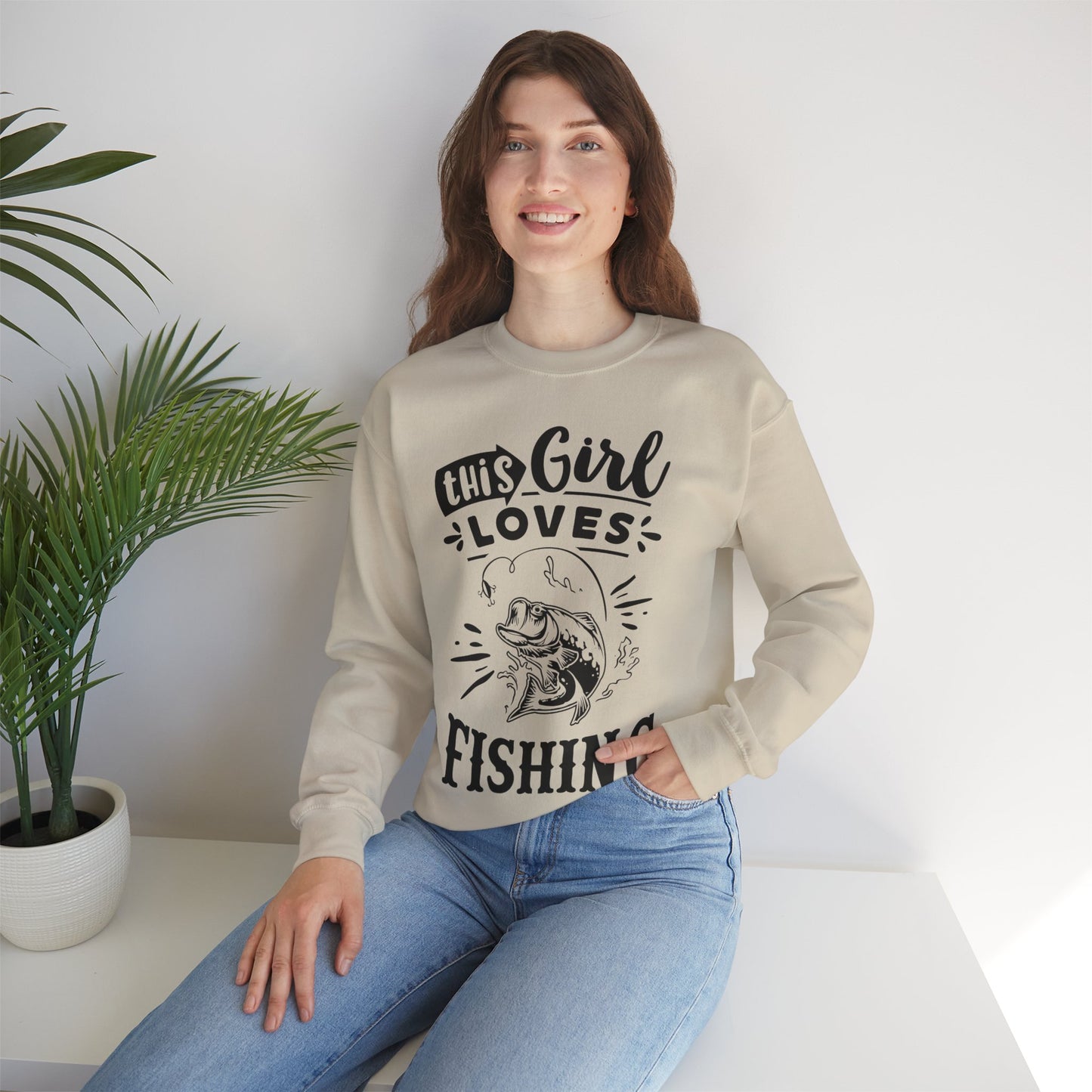 This girl loves fishing - Unisex Heavy Blend™ Crewneck Sweatshirt