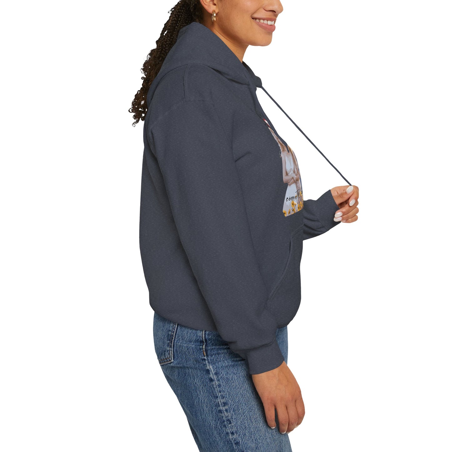 Sisters will always be connected by hearts - Unisex Heavy Blend™ Hooded Sweatshirt