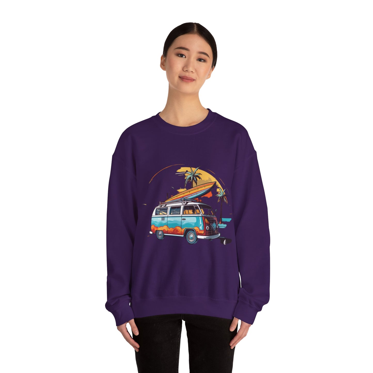 Retro Surf Van - Unisex Heavy Blend™ Crewneck Sweatshirt